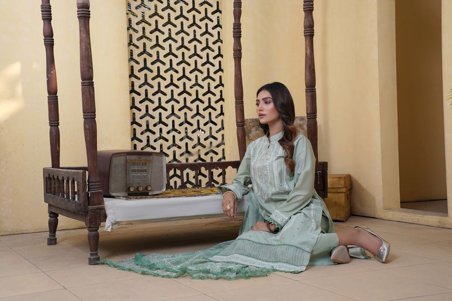 Mehr Silk Kameez