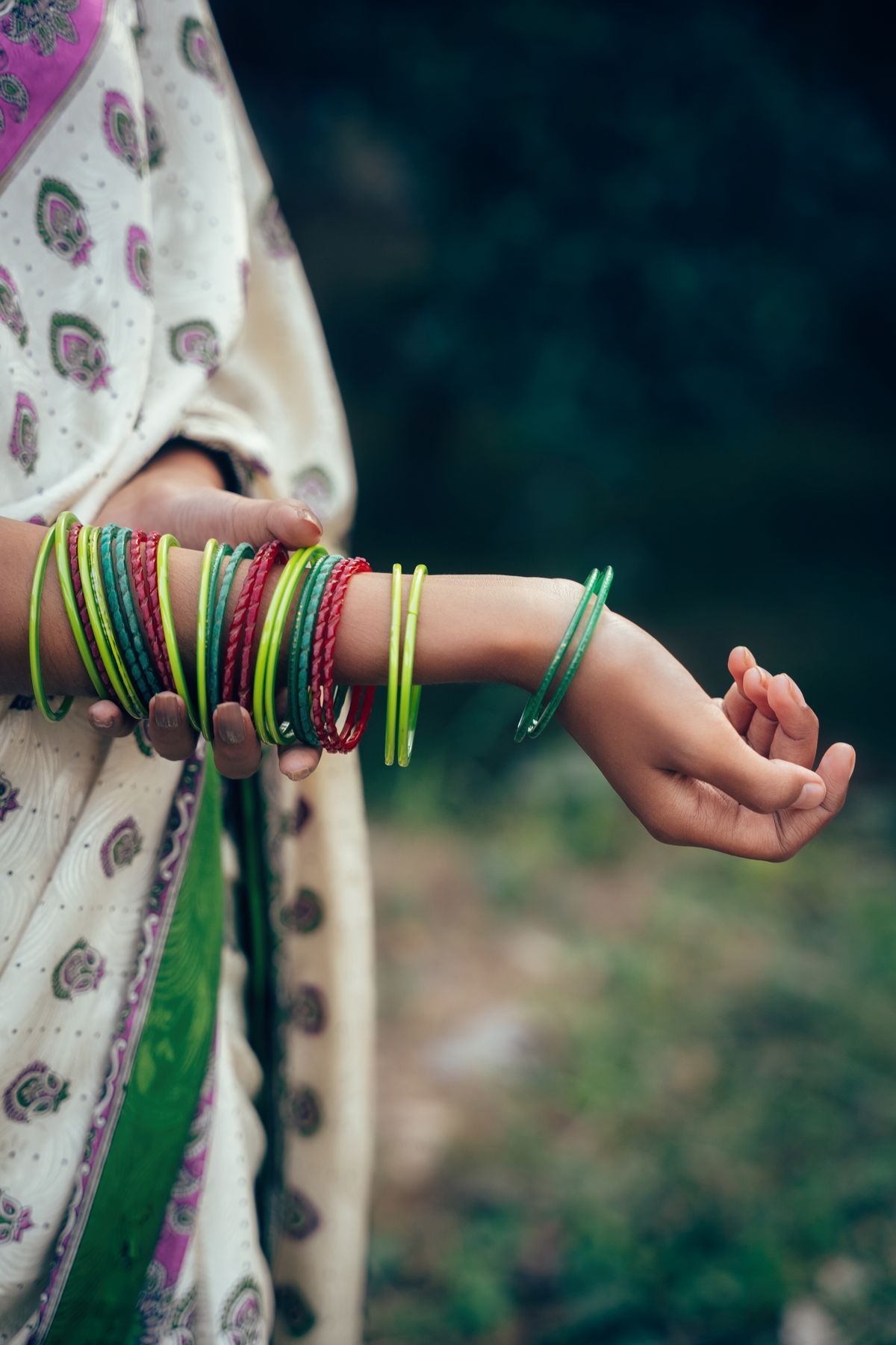 Rangreza Glass Bangles Stack Set